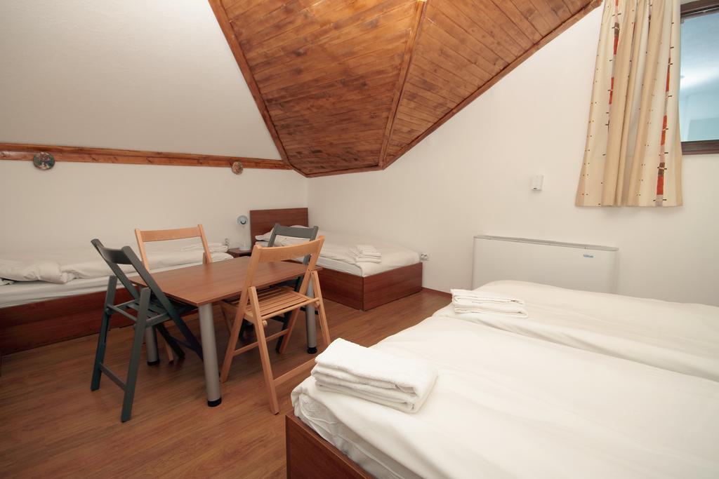 Yan Bibiyan Guest House Negushevo Luaran gambar