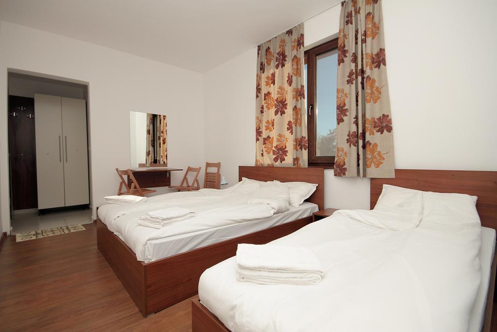 Yan Bibiyan Guest House Negushevo Luaran gambar