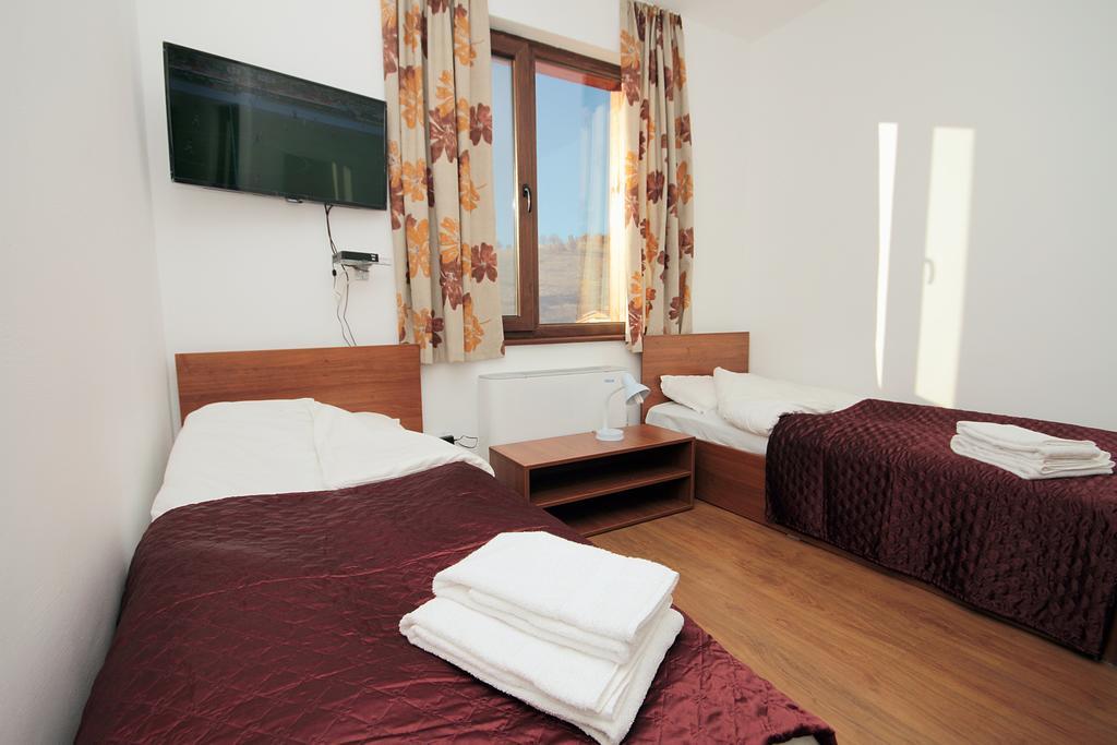Yan Bibiyan Guest House Negushevo Luaran gambar