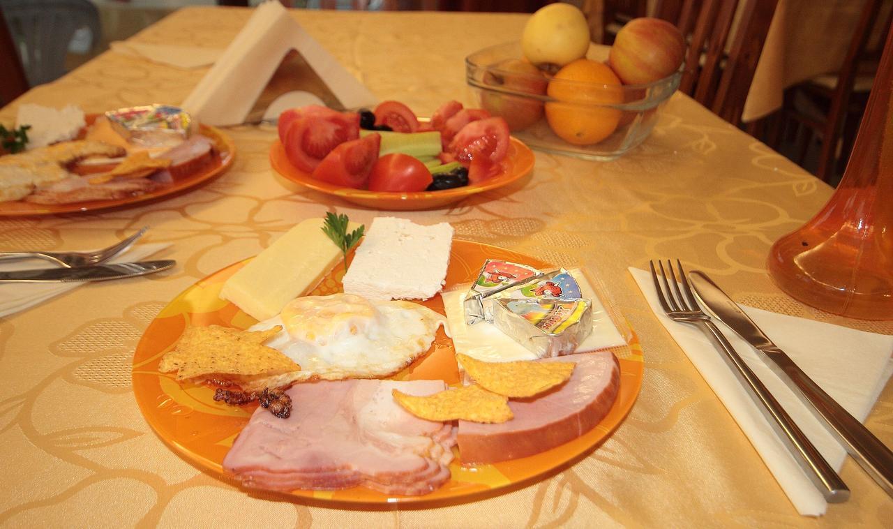Yan Bibiyan Guest House Negushevo Luaran gambar